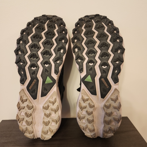 Mens Brooks Cascadia 19 Goretex Trail Running Shoe Size 11 - Picture 7 of 11